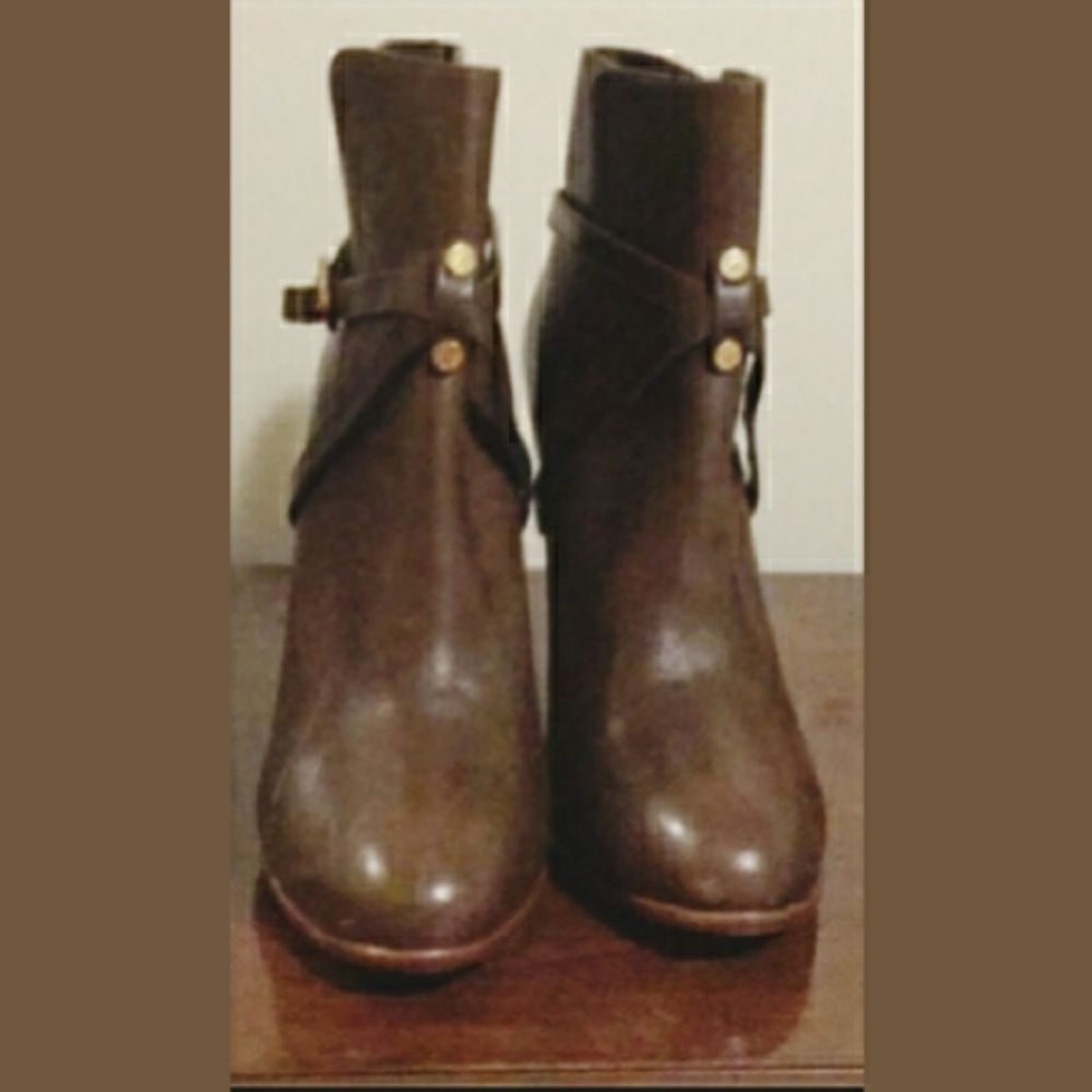 Tory Burch Brown Dorese Leather Ankle Boots - Picture 5 of 10